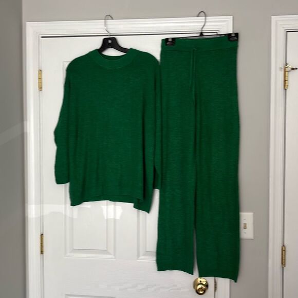 Free People Other - Free People Beach 2 piece green lounge outfit size XS